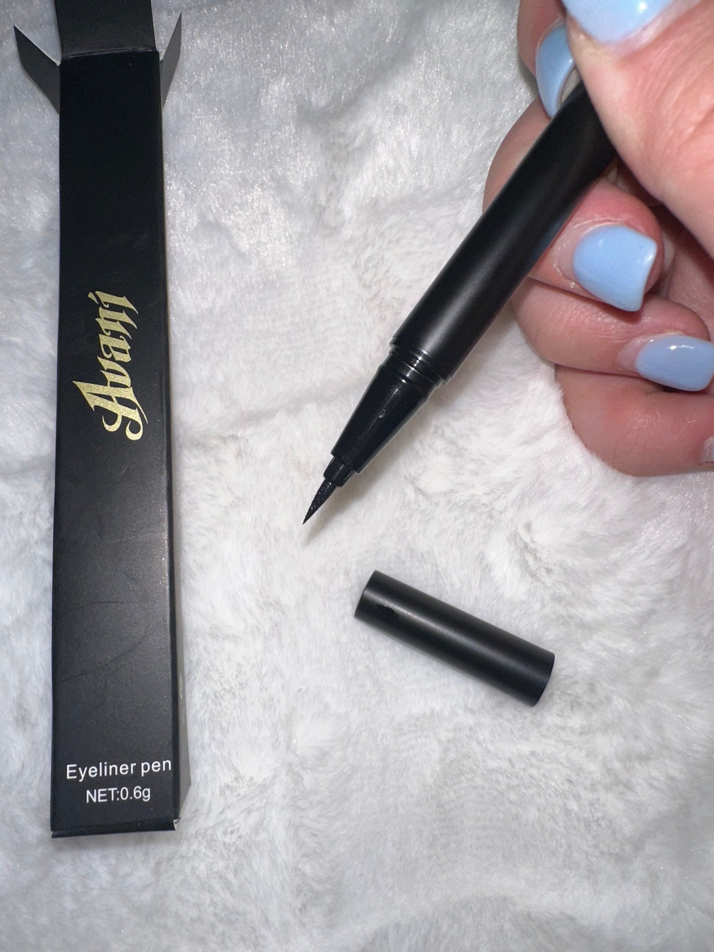 Avani Liquid Eyeliner (BLACK)